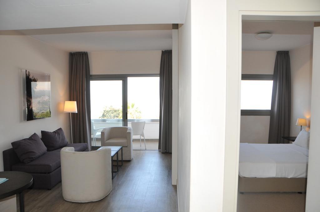 Droushia Heights Hotel Dhrousha Ngoại thất bức ảnh